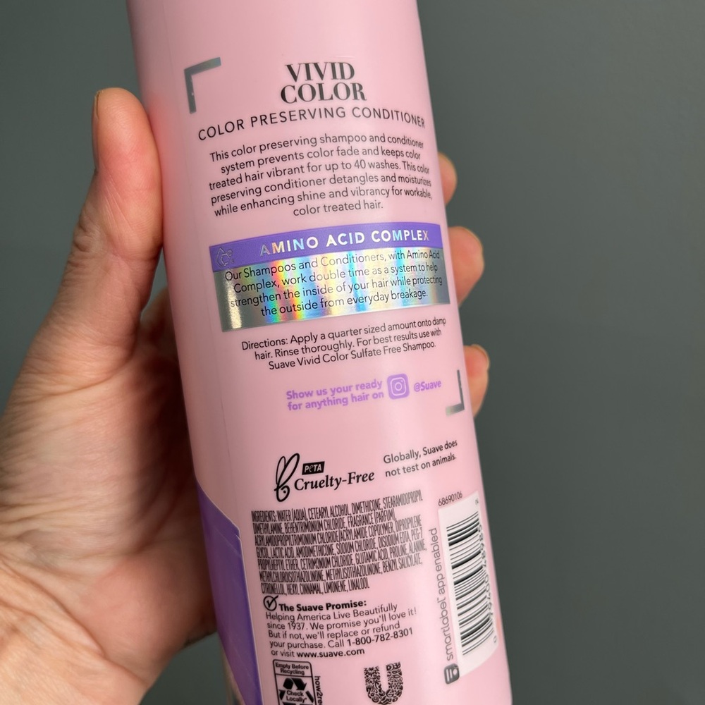 Suave Vivid Color Conditioner - Picture 4 of 4